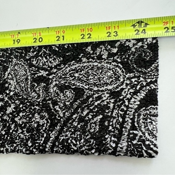 Chico’s Travelers Women’s Lightweight Career Blazer Sz 2 (L 12) Multi Color - Picture 9 of 10